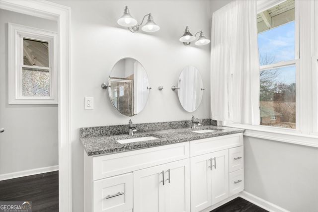 1394 Metropolitan Parkway, Atlanta, GA 30310