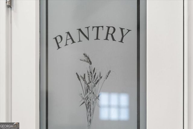 1394 Metropolitan Parkway, Atlanta, GA 30310