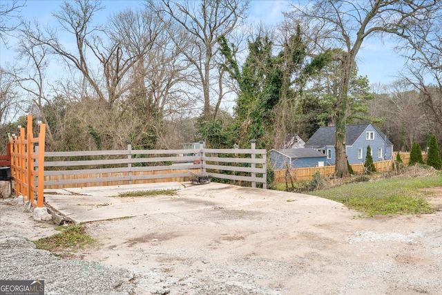 1394 Metropolitan Parkway, Atlanta, GA 30310