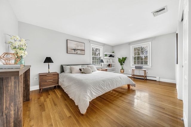 33 Old Farm Rd, Reading, MA 01867