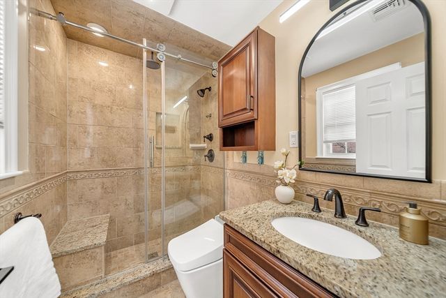 33 Old Farm Rd, Reading, MA 01867