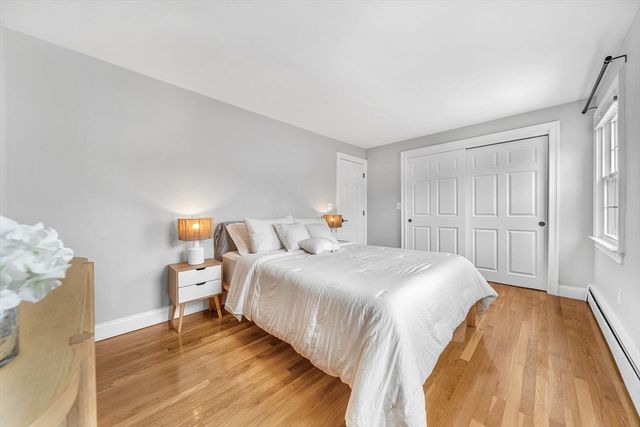 33 Old Farm Rd, Reading, MA 01867