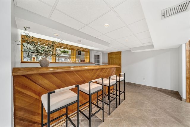 33 Old Farm Rd, Reading, MA 01867