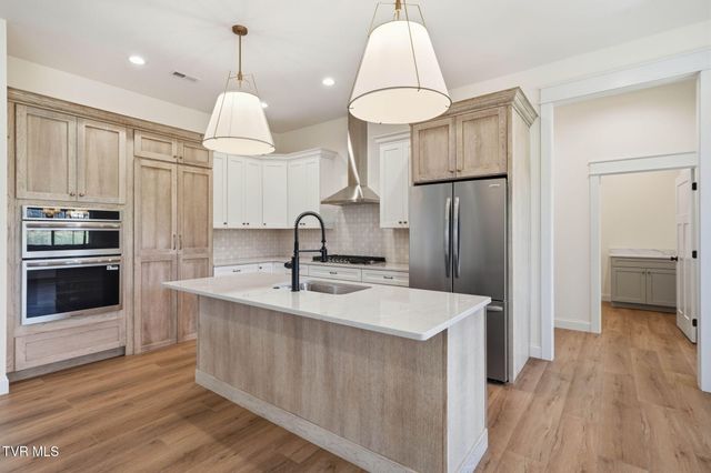 1082 Brumit Fields, Johnson City, TN 37615