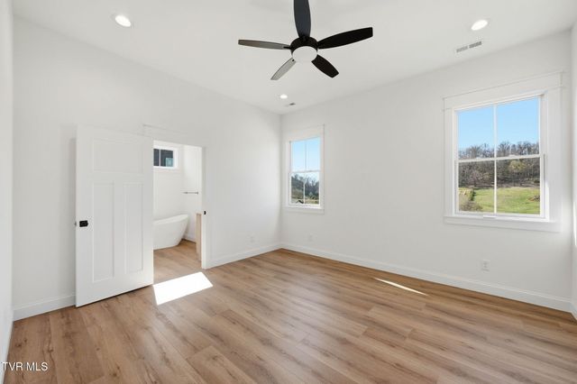 1082 Brumit Fields, Johnson City, TN 37615