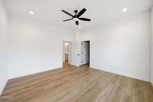 1082 Brumit Fields, Johnson City, TN 37615