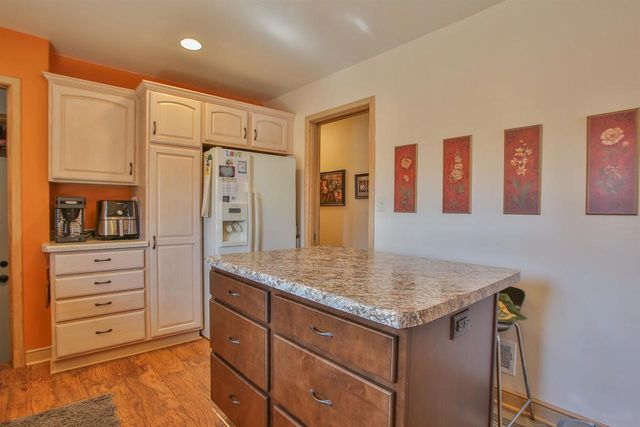 2206 EMERSON STREET, Wausau, WI 54403