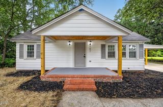 107 E Underwood Avenue, Smithfield, NC 27577