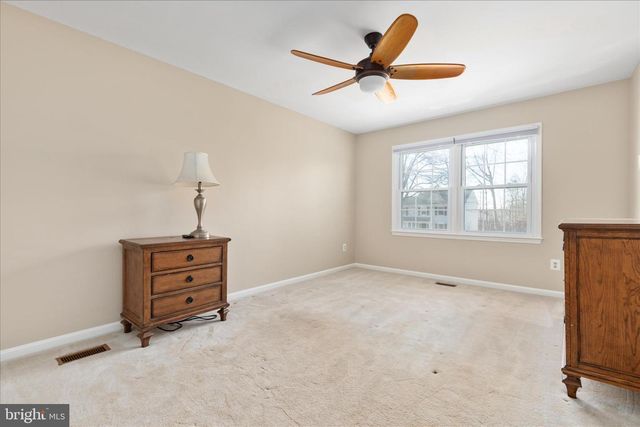 10283 CEDAR RIDGE DR, Manassas, VA 20110