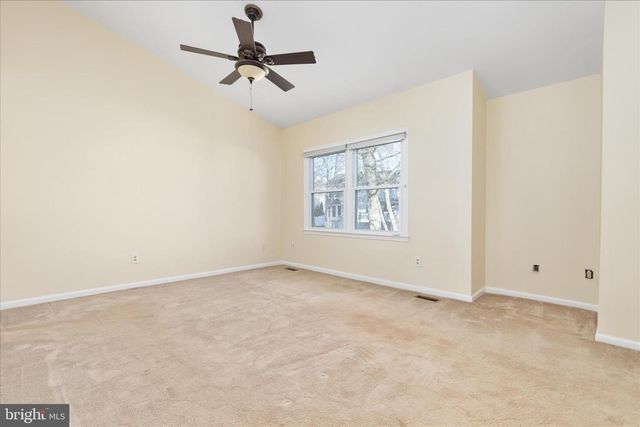 10283 CEDAR RIDGE DR, Manassas, VA 20110