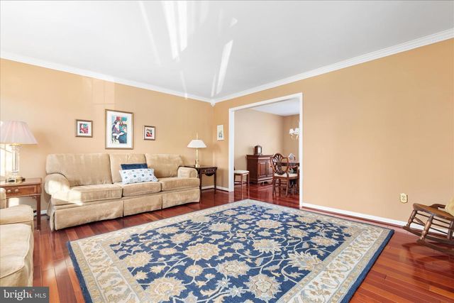 10283 CEDAR RIDGE DR, Manassas, VA 20110