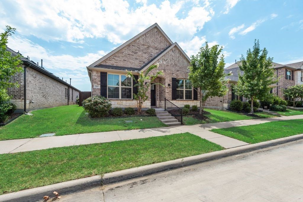 2037 Miramar Drive, Little Elm, TX 75068