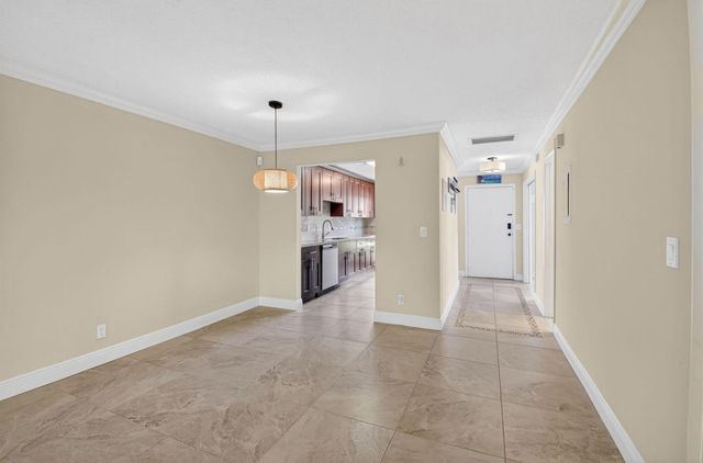 13740 Via Flora C, Delray Beach, FL 33484