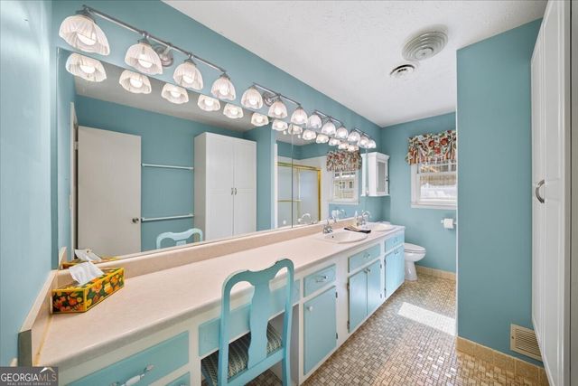 137 Meadow Wood Lane, Monroe, GA 30656