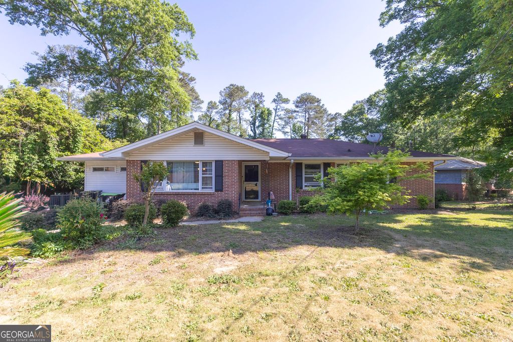 408 Skyway Drive, Warner Robins, GA 31088