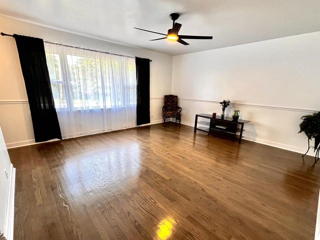 5315 W Portage AVENUE, Milwaukee, WI 53223