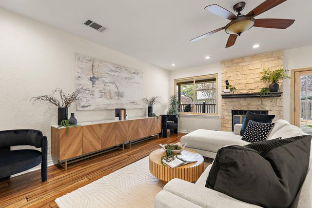 9002 Bancroft TRL, Austin, TX 78729