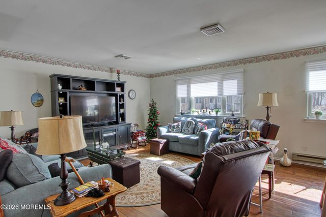 5 Bayberry Lane A, Whiting, NJ 08759