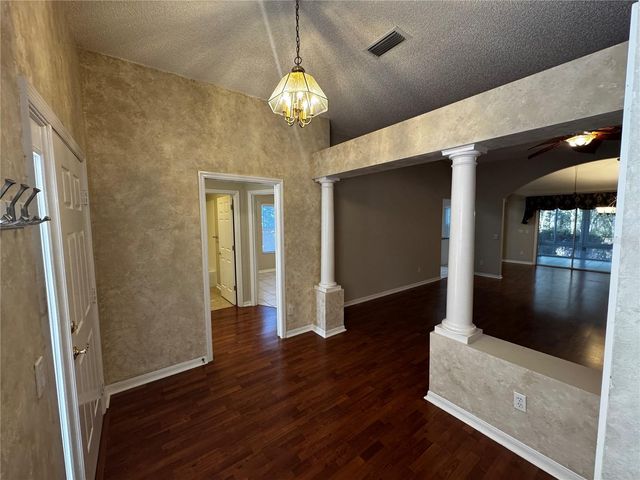 101 COSTA MESA DRIVE, Lady Lake, FL 32159