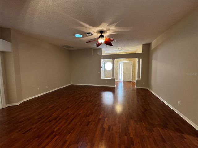 101 COSTA MESA DRIVE, Lady Lake, FL 32159