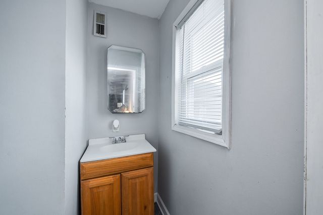 128 E Blair Street, West Chicago, IL 60185