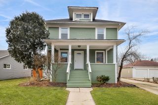 128 E Blair Street, West Chicago, IL 60185
