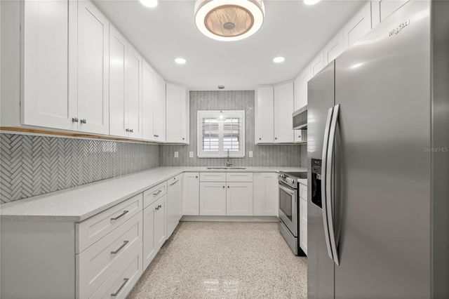 1540 SAN ROY DRIVE, Dunedin, FL 34698