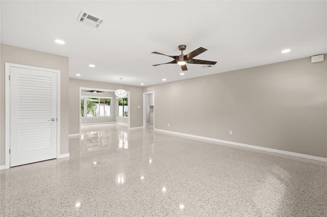 1540 SAN ROY DRIVE, Dunedin, FL 34698