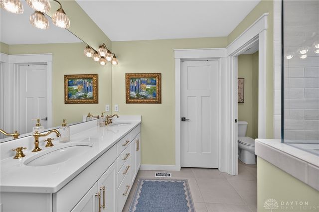 7240 Rita Lane, Madeira, OH 45243