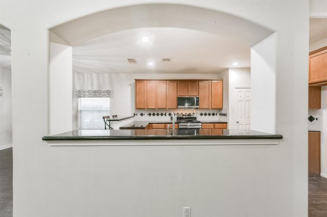 2206 Comal Springs Drive, Deer Park, TX 77536