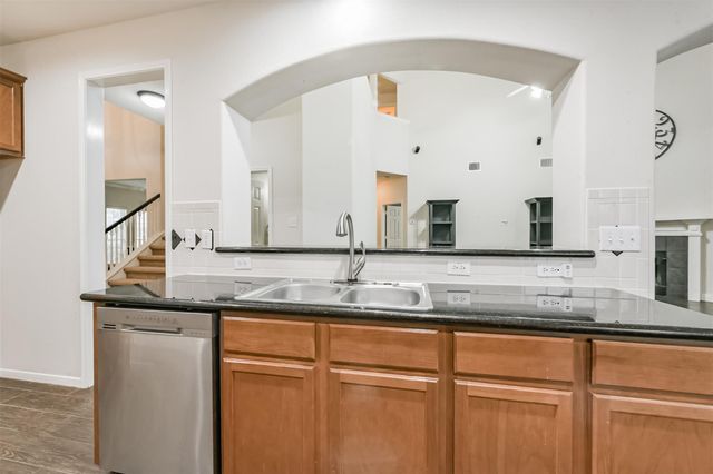 2206 Comal Springs Drive, Deer Park, TX 77536