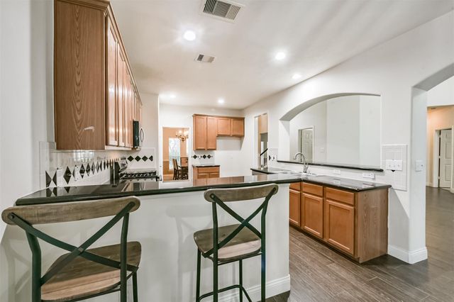 2206 Comal Springs Drive, Deer Park, TX 77536