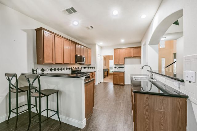 2206 Comal Springs Drive, Deer Park, TX 77536