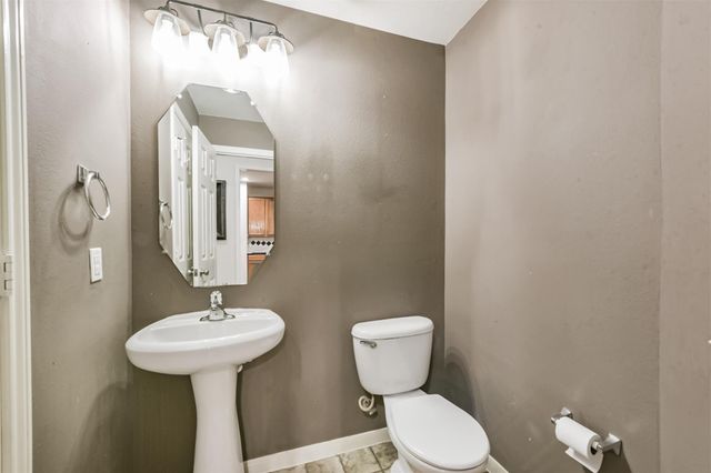 2206 Comal Springs Drive, Deer Park, TX 77536