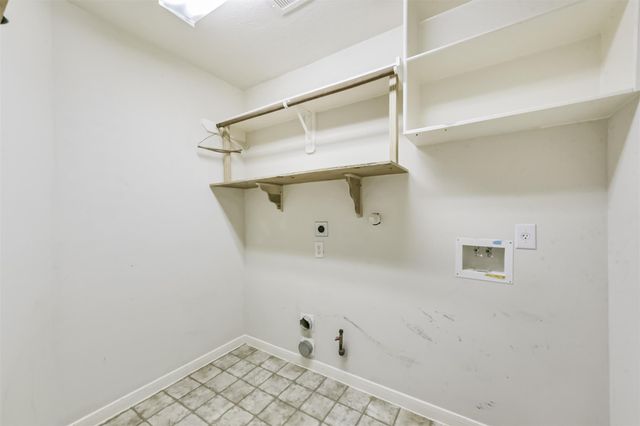 2206 Comal Springs Drive, Deer Park, TX 77536