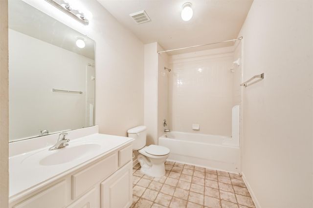 2206 Comal Springs Drive, Deer Park, TX 77536