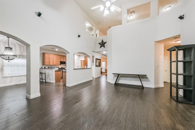 2206 Comal Springs Drive, Deer Park, TX 77536