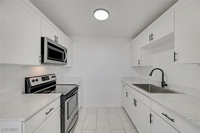 1716 Pacific Street, Las Vegas, NV 89104