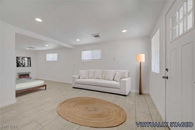 1716 Pacific Street, Las Vegas, NV 89104