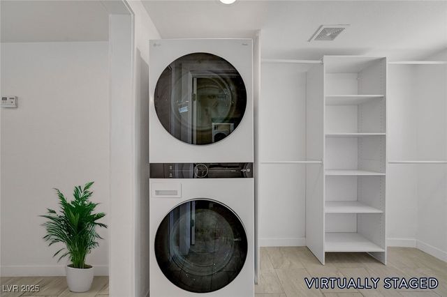 1716 Pacific Street, Las Vegas, NV 89104