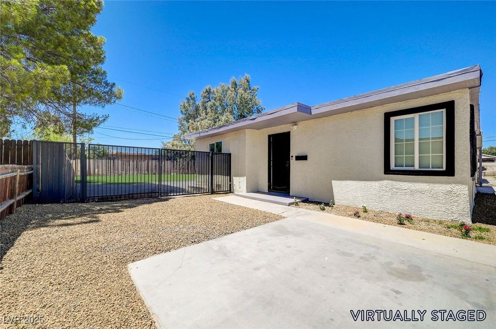 1716 Pacific Street, Las Vegas, NV 89104