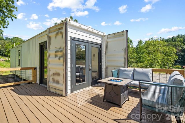 8 & 10 George Allen Ridge A & B, Arden, NC 28704