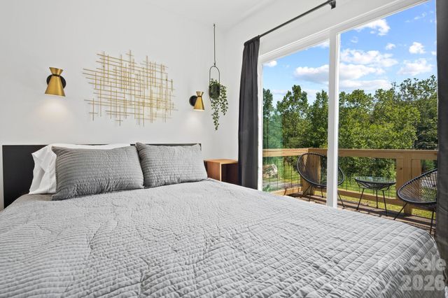 8 & 10 George Allen Ridge A & B, Arden, NC 28704