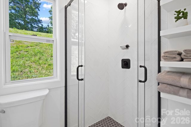 8 & 10 George Allen Ridge A & B, Arden, NC 28704