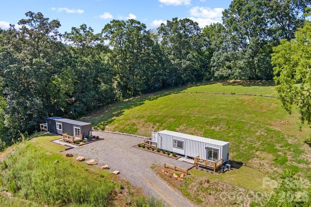 8 & 10 George Allen Ridge A & B, Arden, NC 28704