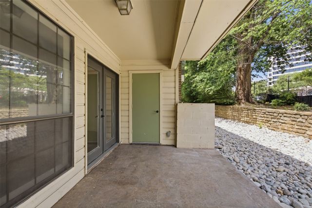 2505 Wedglea Drive 114, Dallas, TX 75211