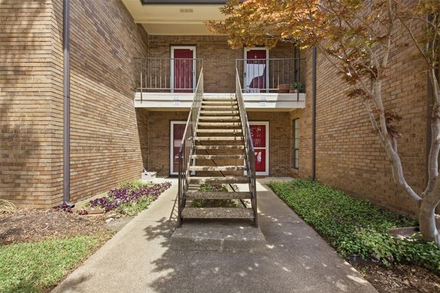 2505 Wedglea Drive 114, Dallas, TX 75211