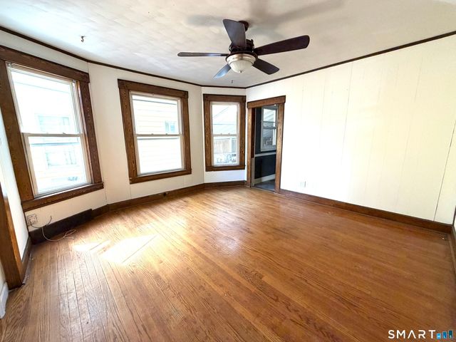 41-43 Washington Terrace, Bridgeport, CT 06604