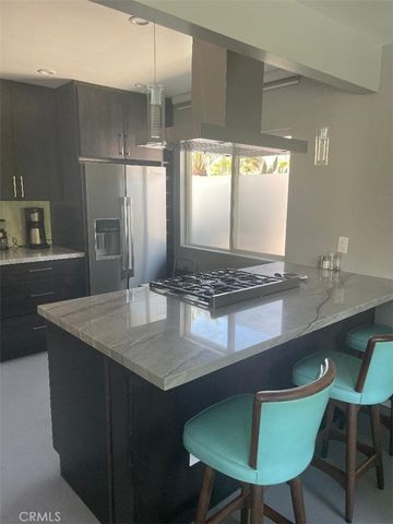 610 S Calle Palo Fierro, Palm Springs, CA 92264