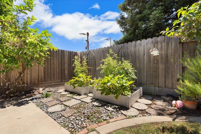 2276 Dario Cir, Stockton, CA 95209